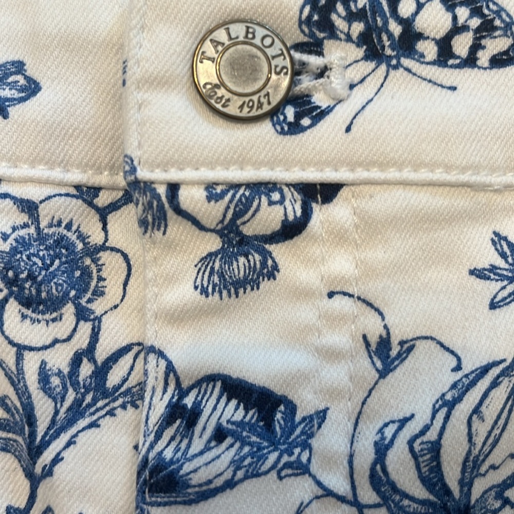 Talbots White and Blue Print Denim Jeans - Picture 7 of 10